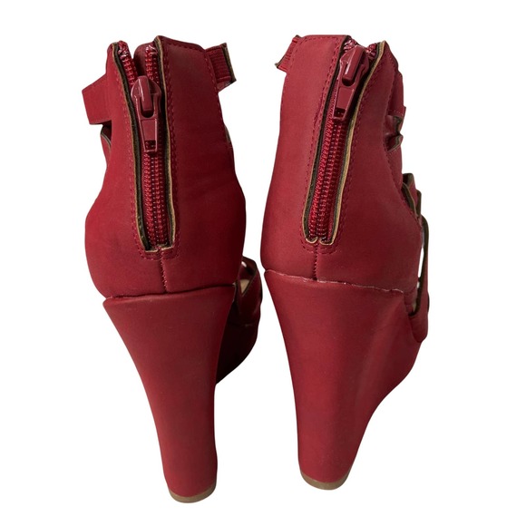Jasmin " JKnoxville" Wedge Red Strappy Sandal Size 10M - Picture 5 of 9